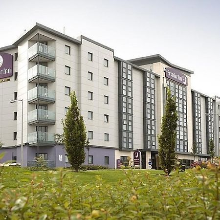 Premier Inn Dublin Airport Swords Eksteriør billede