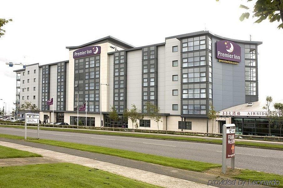 Premier Inn Dublin Airport Swords Eksteriør billede